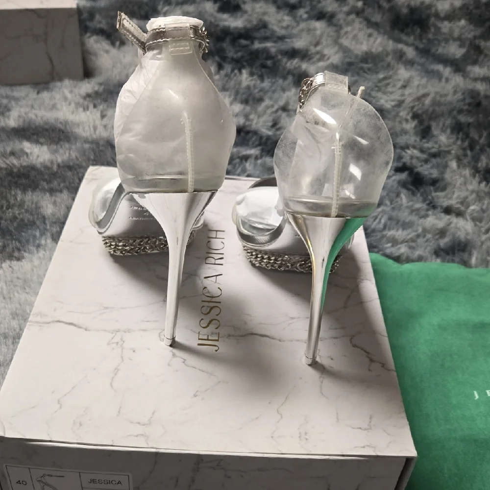 Jessica Rich - Elegant Silver Chain Detail Heels. New In Box Size EU 40/US 10 - Picture 5 of 6